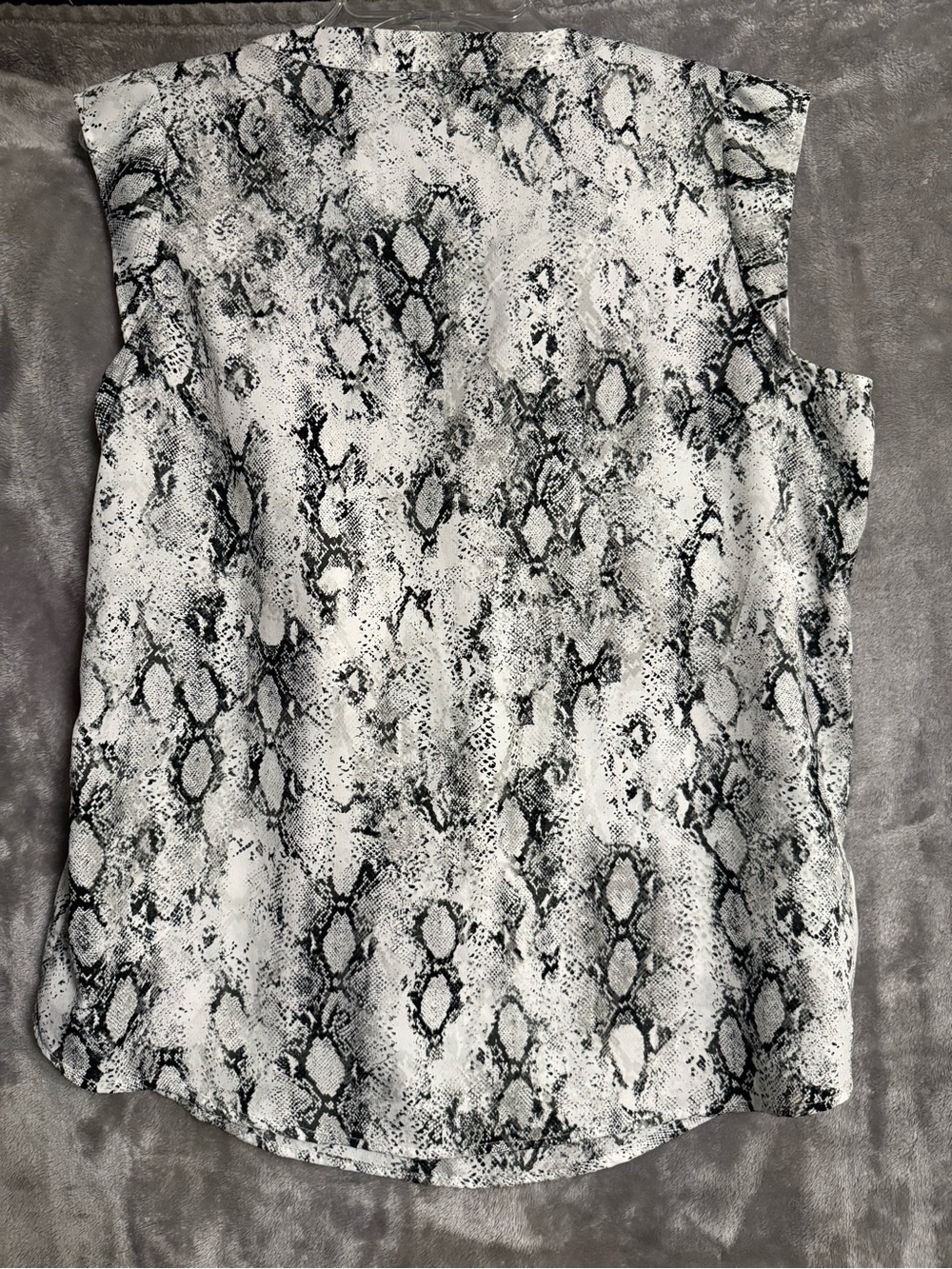 Apt. 9 Sleeveless Snake-Print V-Neck Top - Picture 2 of 3